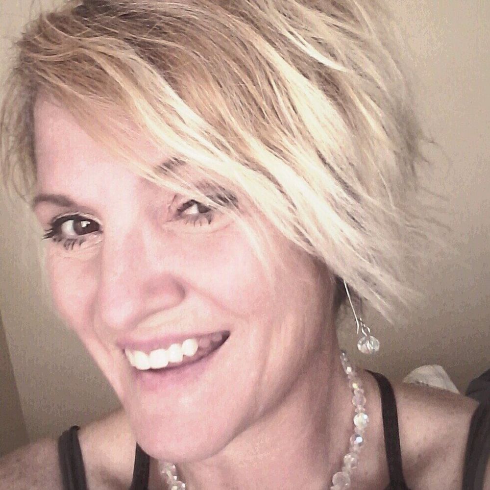 Meet your Posher, Stacy